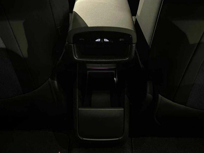 Volvo EX30 Single Motor 272 CV RWD Plus