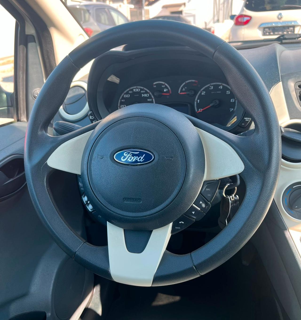 Ford Ka Ka+ 1.2 8V 69CV Titanium