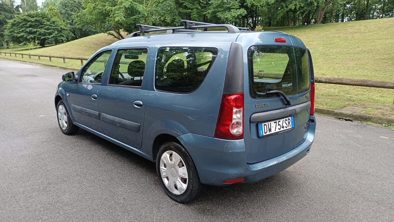 Dacia Logan MCV 1.6 90CV 7 posti Lauréate
