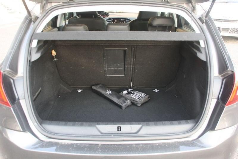 Peugeot 308 Allure BlueHDi 130 EAT8 S&S aut.