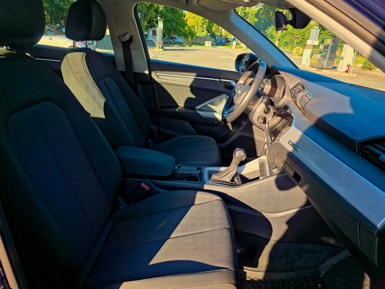 Audi Q3 35 TDI S tronic line edition 2020-E6 Automatico