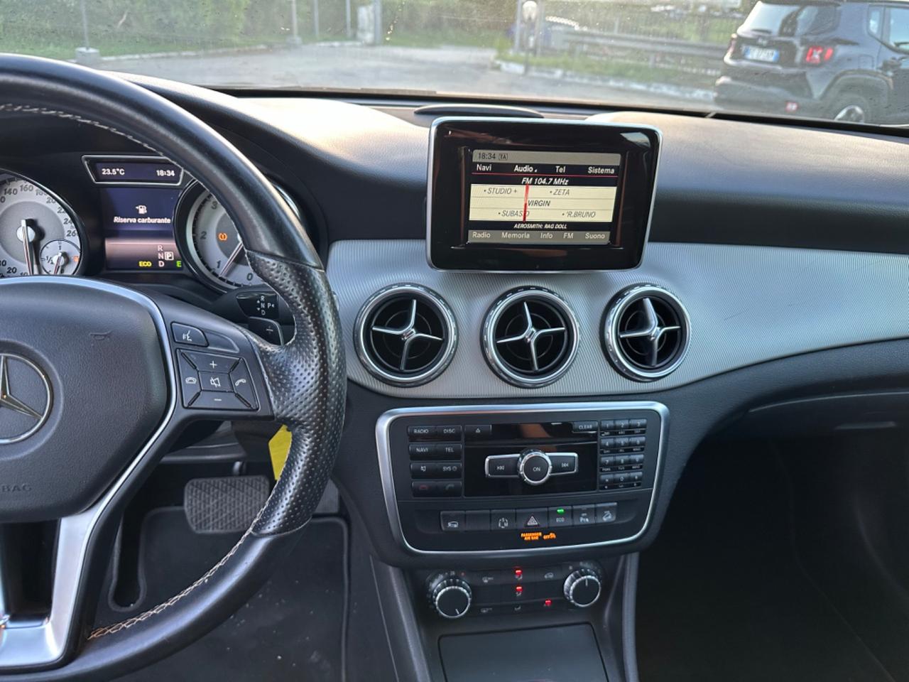 Mercedes-benz GLA 200 CDI Automatic 4Matic Executive