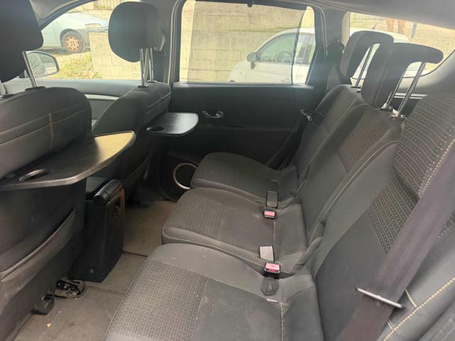 RENAULT Scenic 7posti 1.5 dCi 110CV senza nessun lavoro da fare