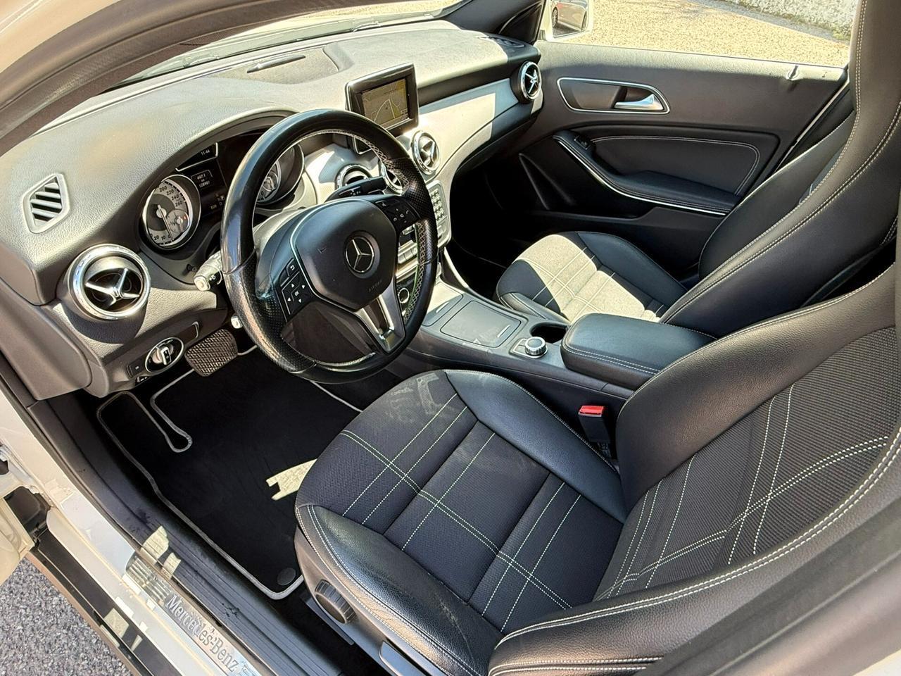 Mercedes-benz GLA 200 CDI Automatic Premium