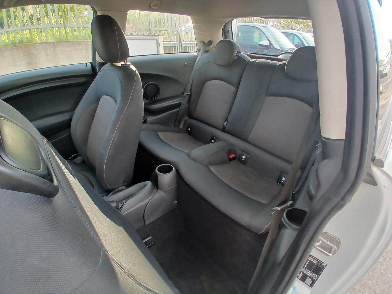 Mini Cooper 1.5 136cv Aut.