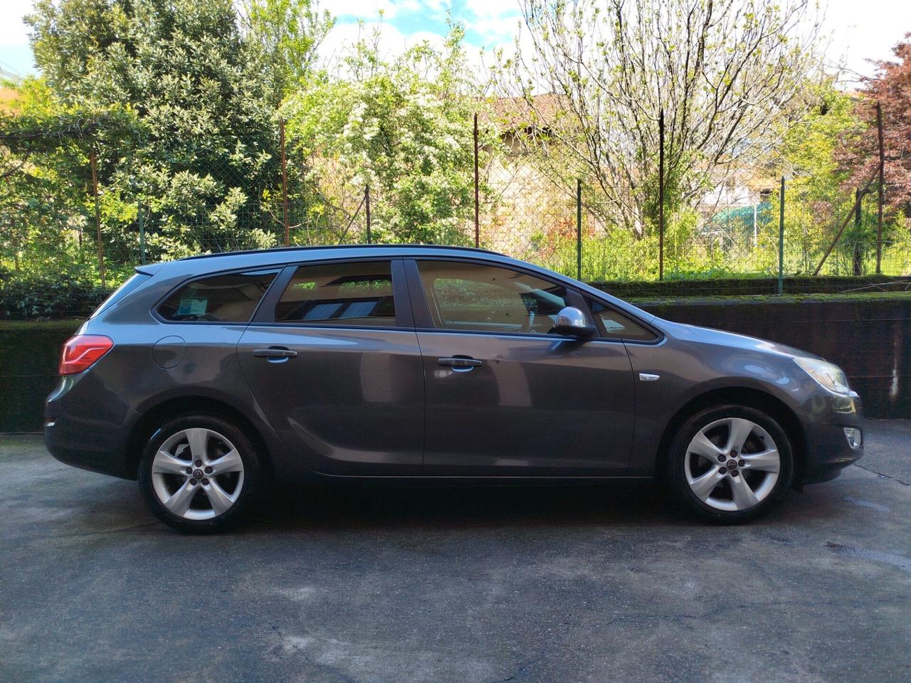 Opel Astra Wagon 1.4 BENZINA 100cv / Unipro
