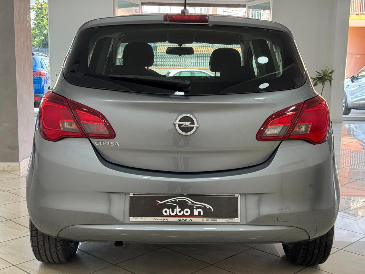 Opel Corsa 1.4 75cv 5 porte Black Edition