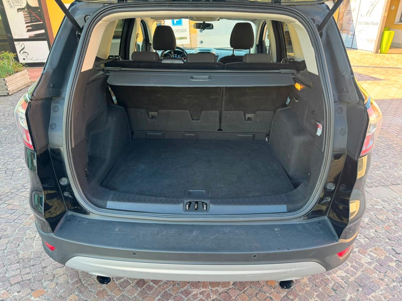 Ford Kuga 1.5 TDCI 120 CV S&S 2WD Titanium