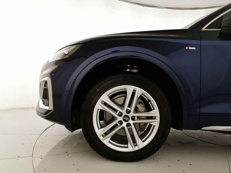 Audi Q5 Sportback 40 2.0 tdi mhev 12V S line quattro s-tronic