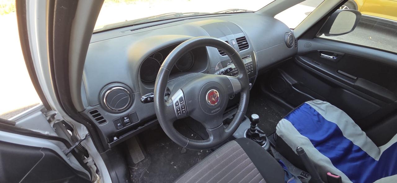 Fiat Sedici 2.0 MJT 16V DPF 4x4 Experience