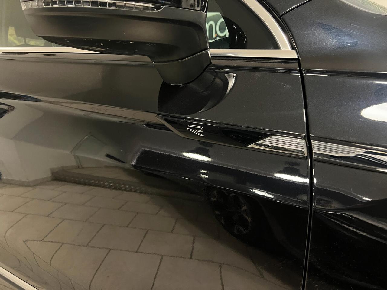 Volkswagen Tiguan 2.0 TDI 150CV 4MOT R-Line AMBIENT