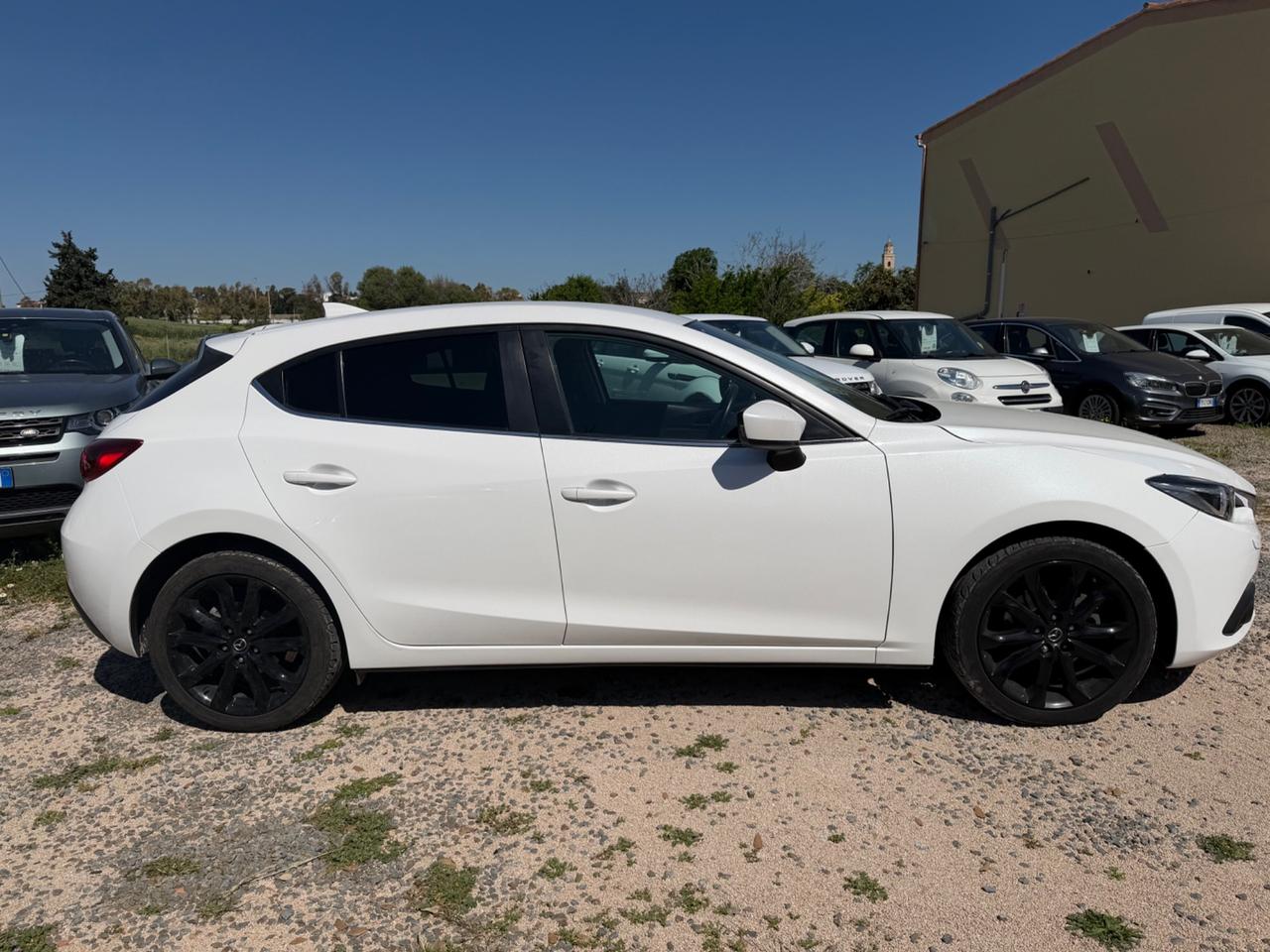 Mazda3 1.5 Skyactiv-D Exceed 2016