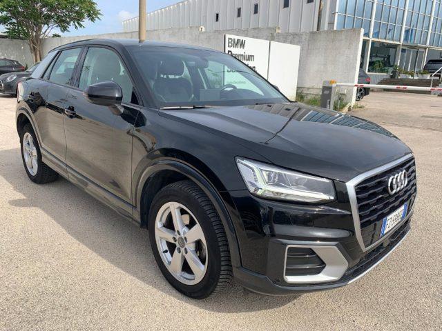 AUDI Q2 30 TDI S tronic Business