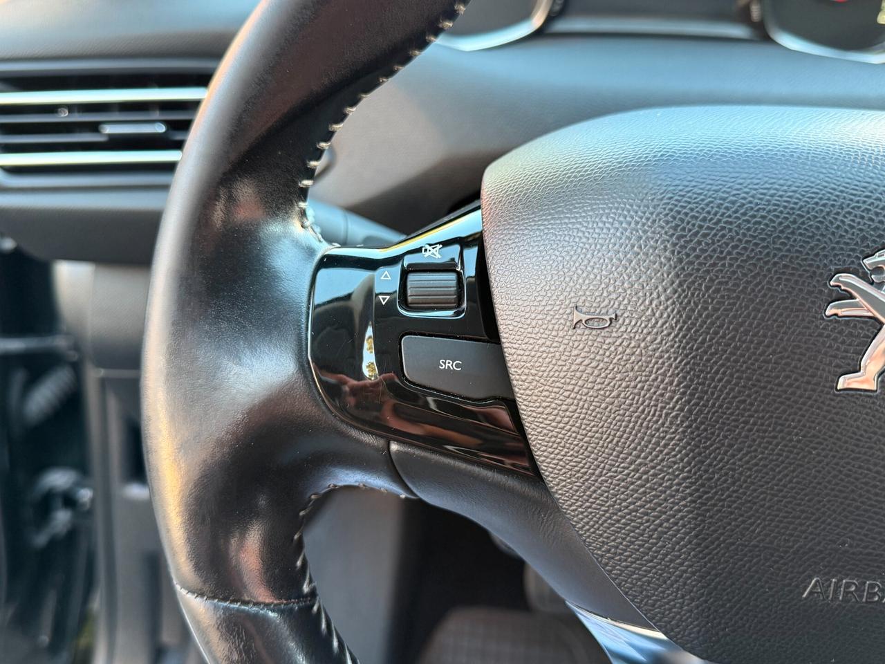 Peugeot 308 BlueHDi EAT6 Allure NAVI PELLE LED