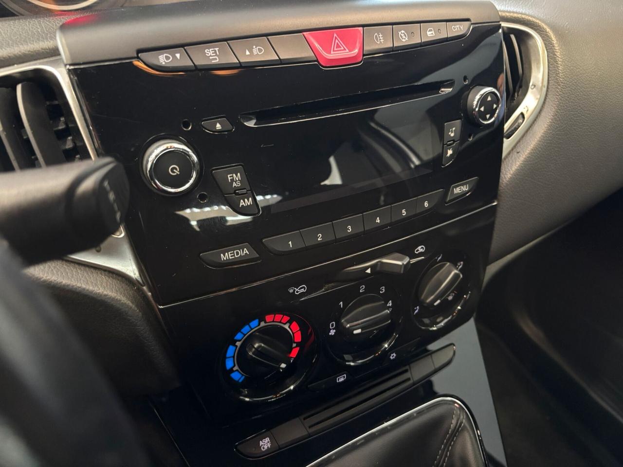 Lancia Ypsilon 1.3 MJT 16V 95 CV 5 porte S&S Platinum