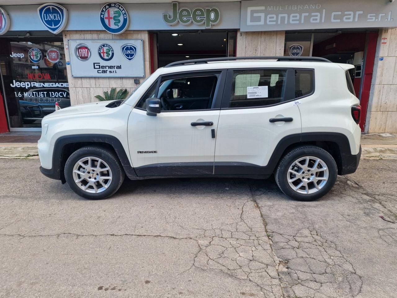 Jeep Renegade 1.5 Turbo T4 MHEV Altitude