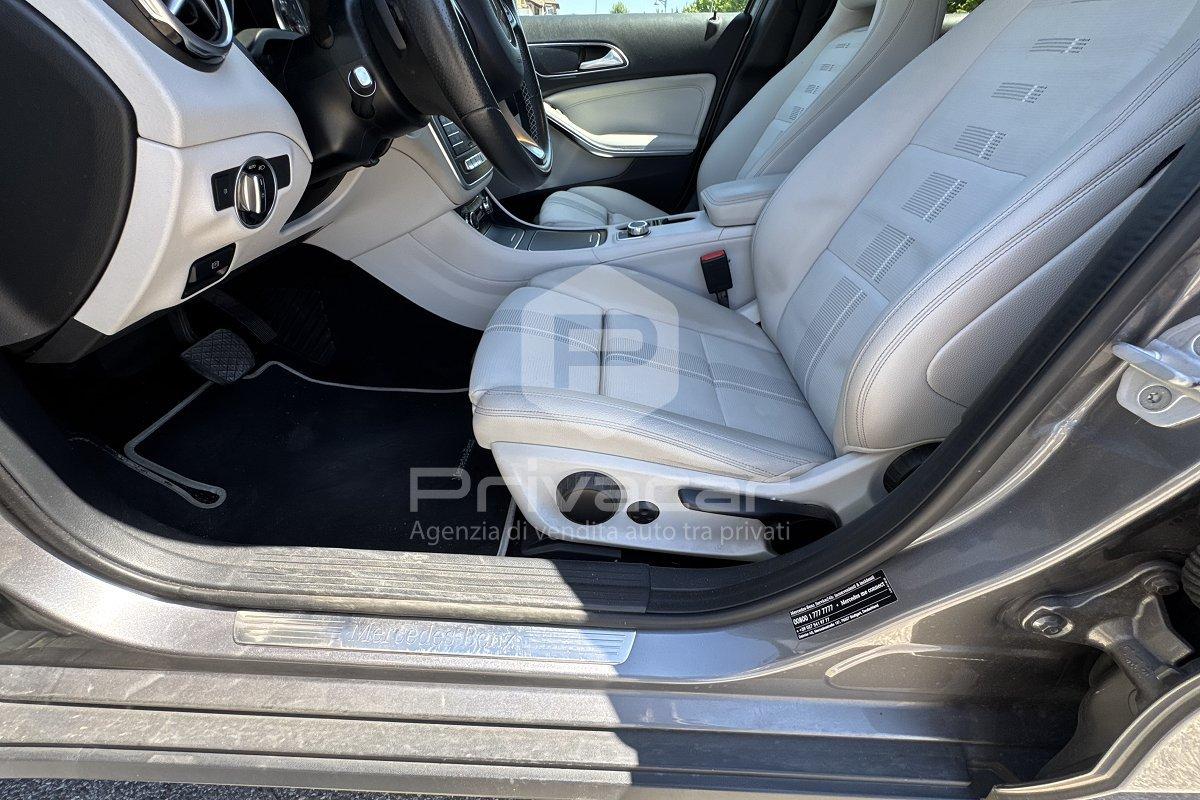 MERCEDES GLA 200 d Business