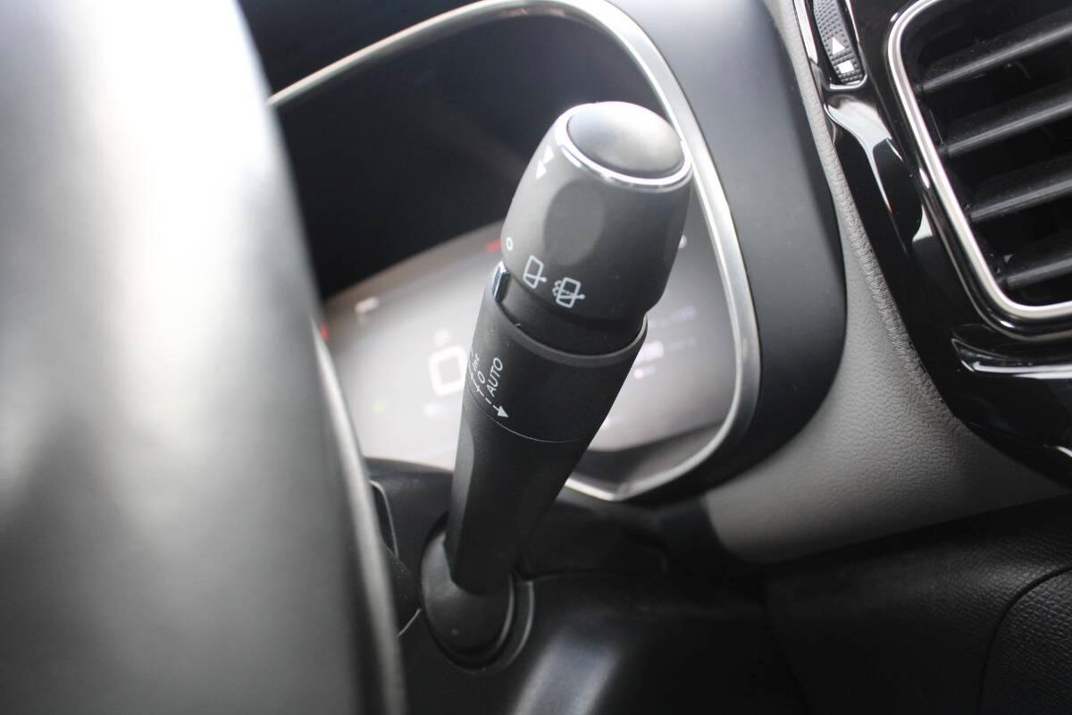 Citroen C5 Aircross 1.5 bluehdi Shine s&s 130cv eat8 Con NAVIGATORE