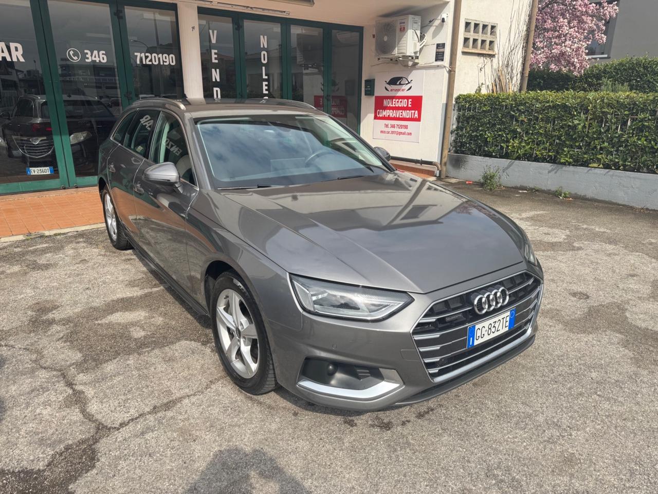 Audi A4 40 TDI S tronic Business