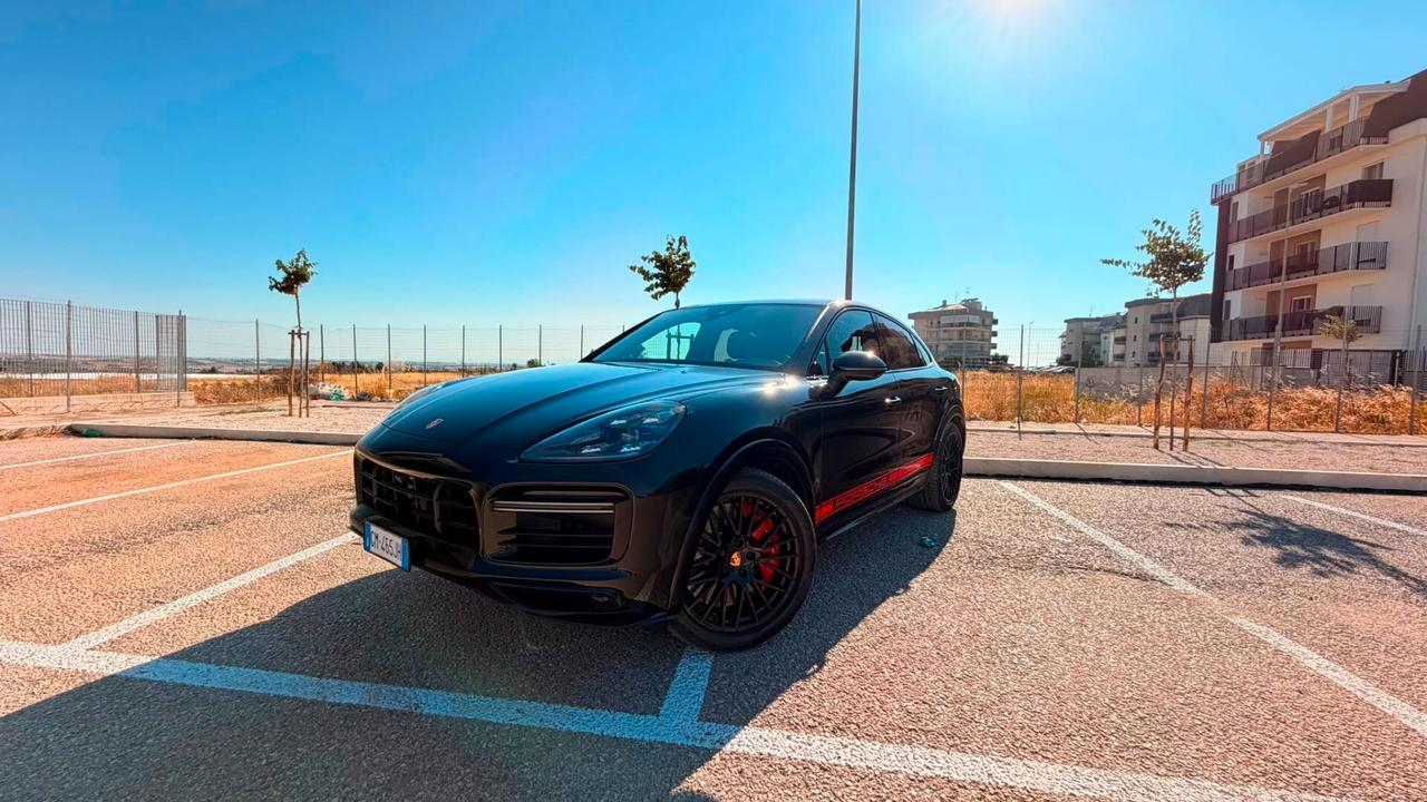 Porsche Cayenne Coupe 2022 4.0 Turbo S e-hybrid 5p.ti tiptronic 680cv