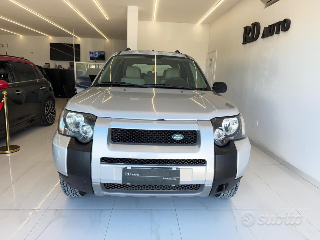 Land Rover Freelander 2.0 td4 3P gancio traino