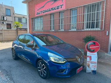 Renault Clio 0.9 TCe 90CV Moschino Intens