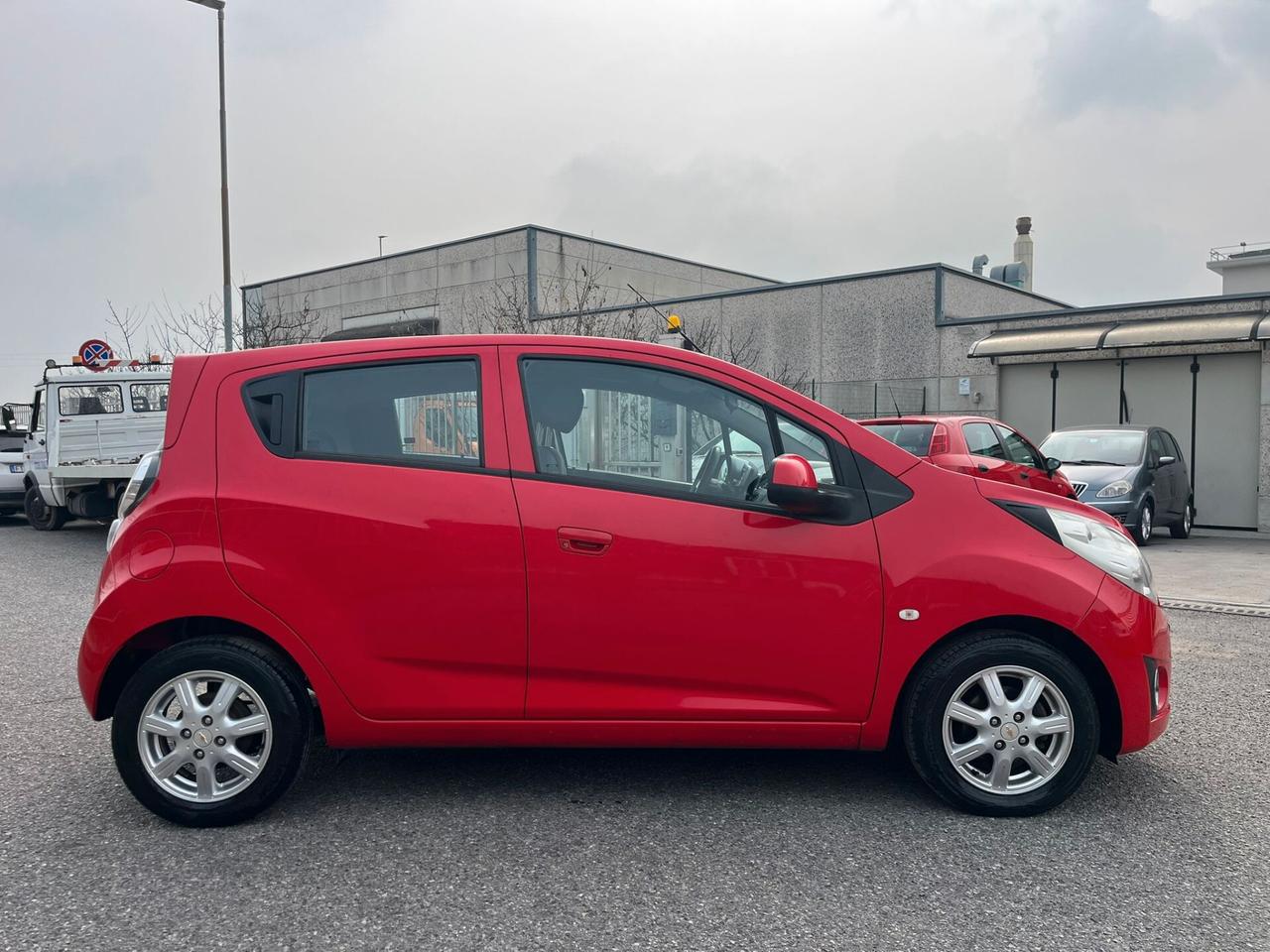 Chevrolet Spark 1.0 BENZ X NEOPATENTATI