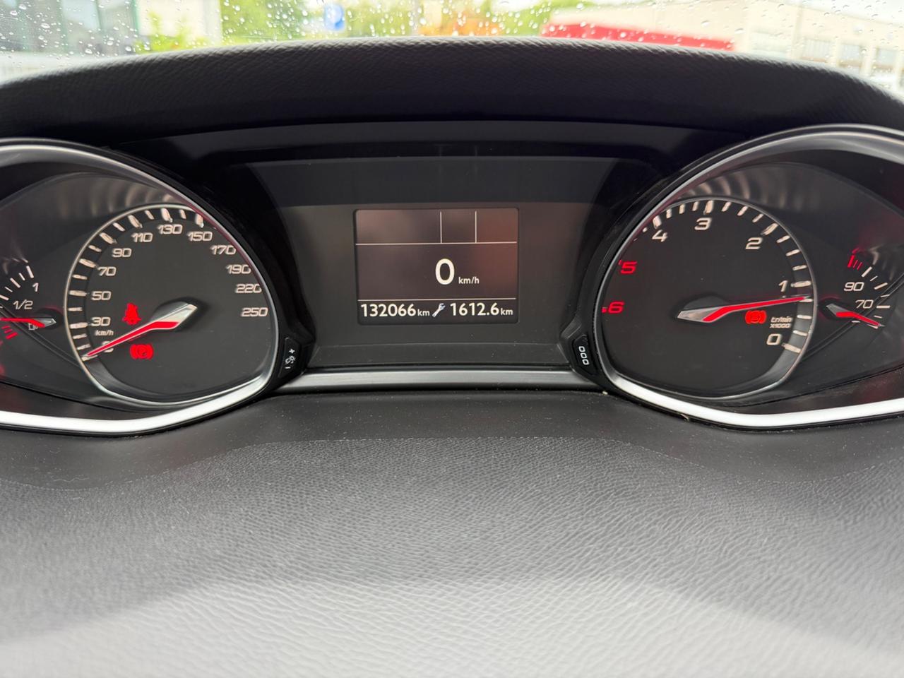 Peugeot 308 BlueHDi 130 S&S SW Allure