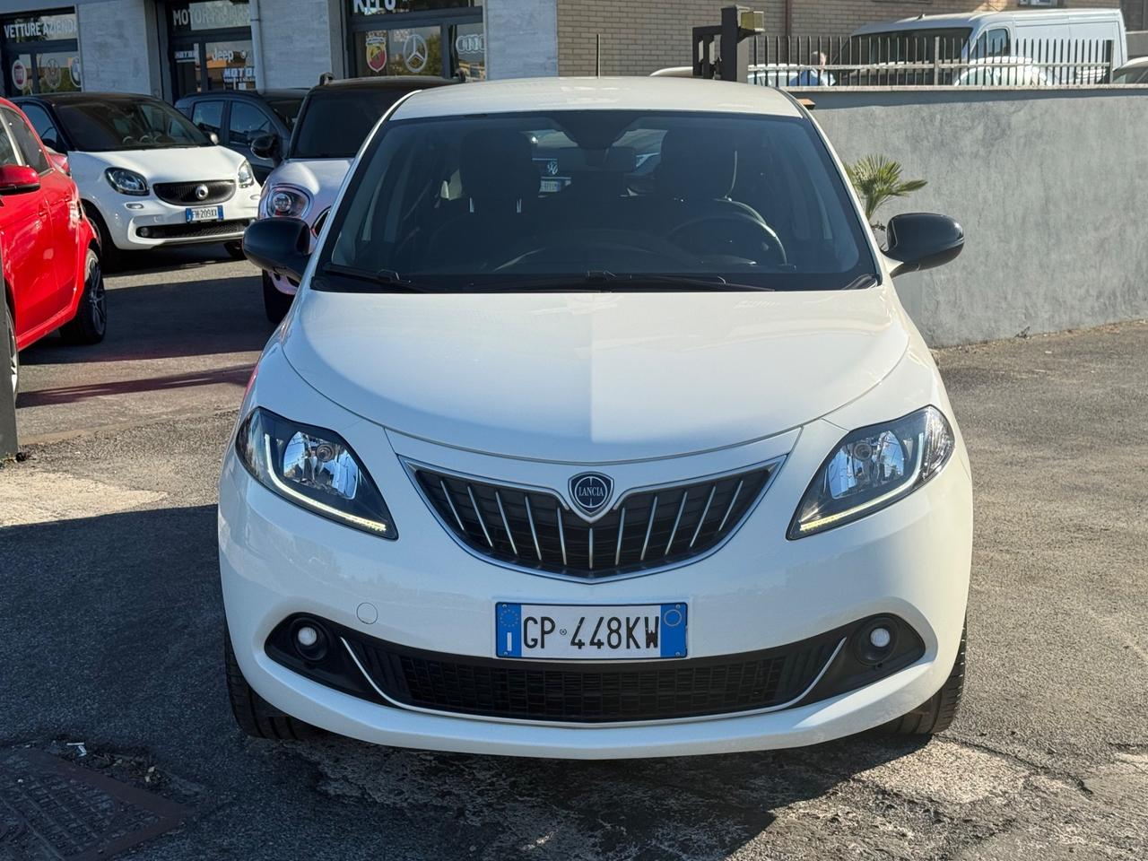 Lancia Ypsilon 1.0 FireFly Hybrid Gold Plus Bianca