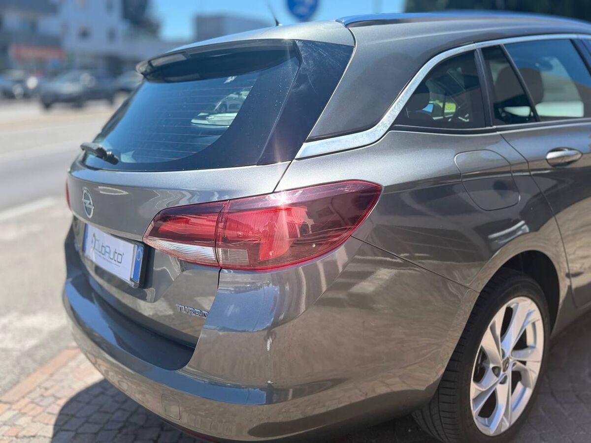 Opel Astra 1.4 t Innovation s&s 150cv auto my19
