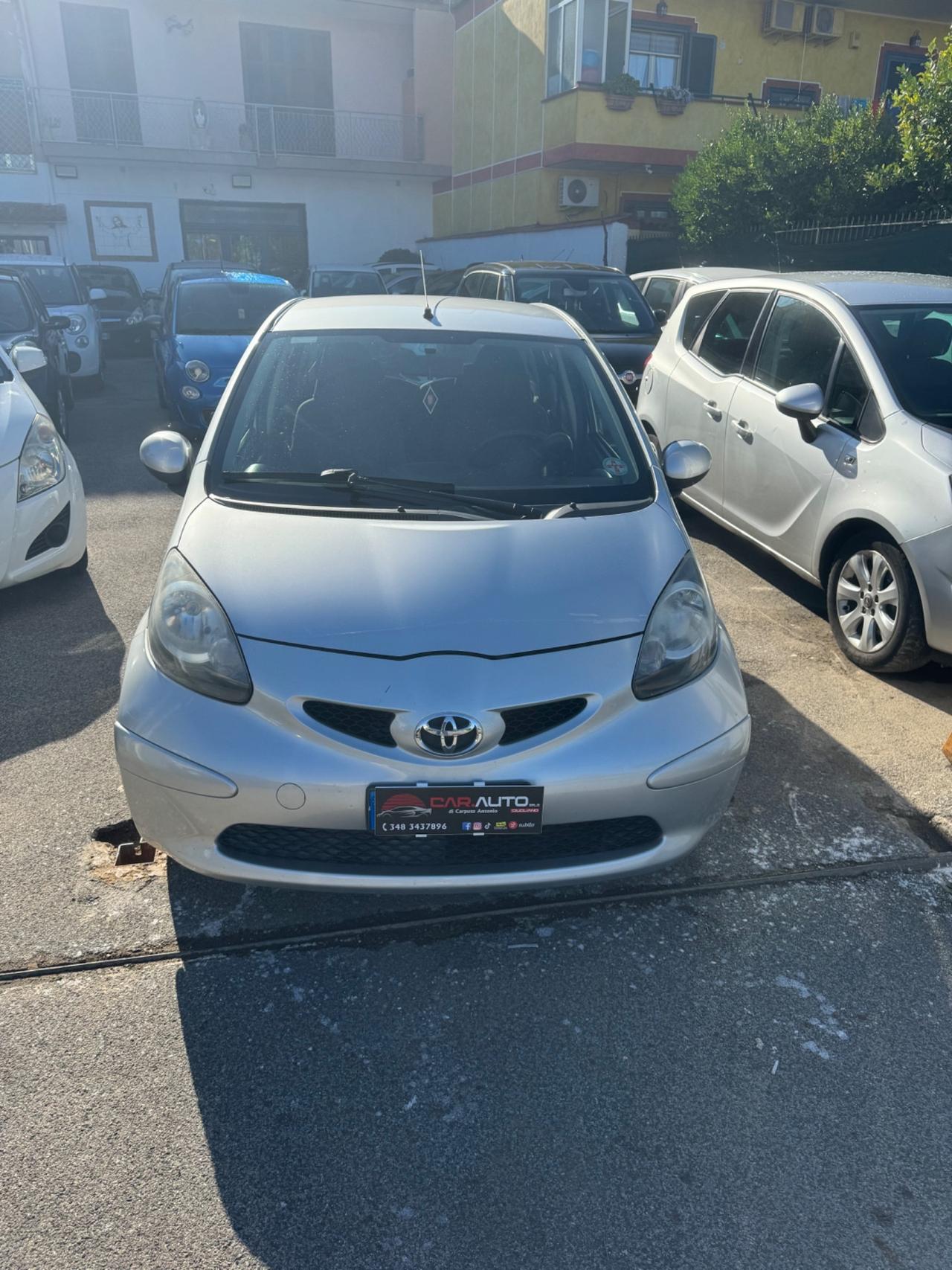 Toyota Aygo 1.0 12V VVT-i 5 porte Sound