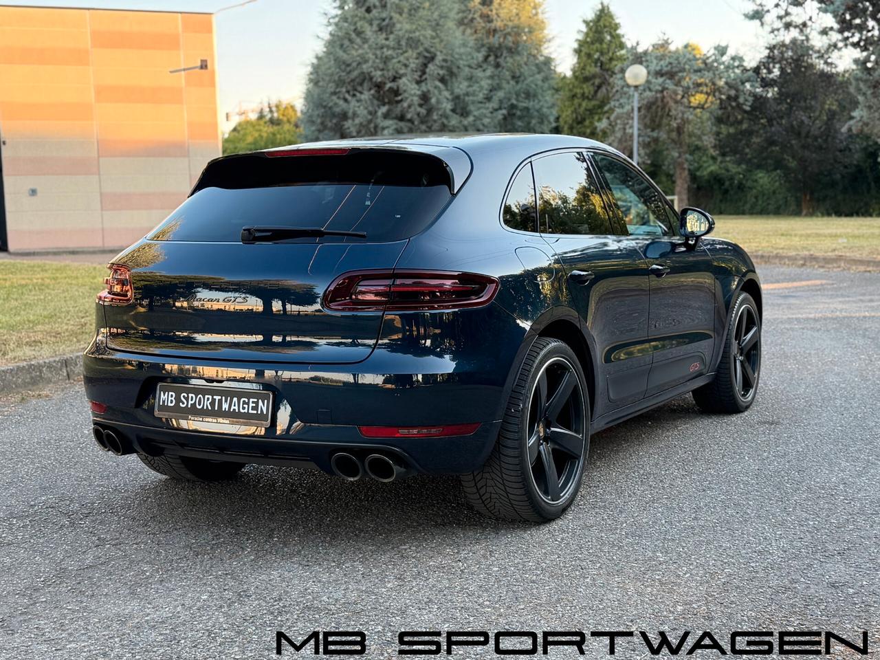 PORSCHE MACAN GTS - FULL SERVICE * TETTO* 21″ CHRONO - GARANZIA