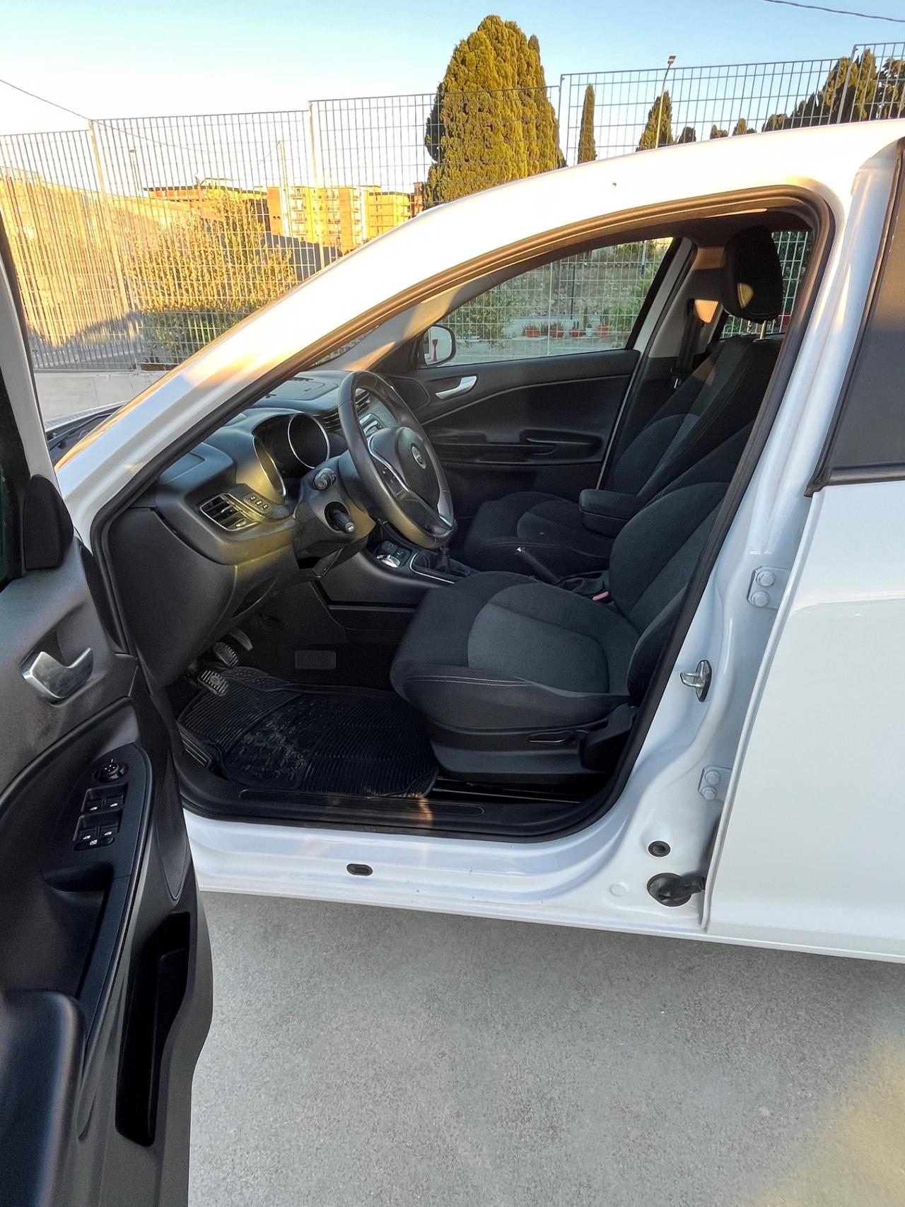 Alfa Romeo Giulietta 1.6 JTDm 120 CV Super