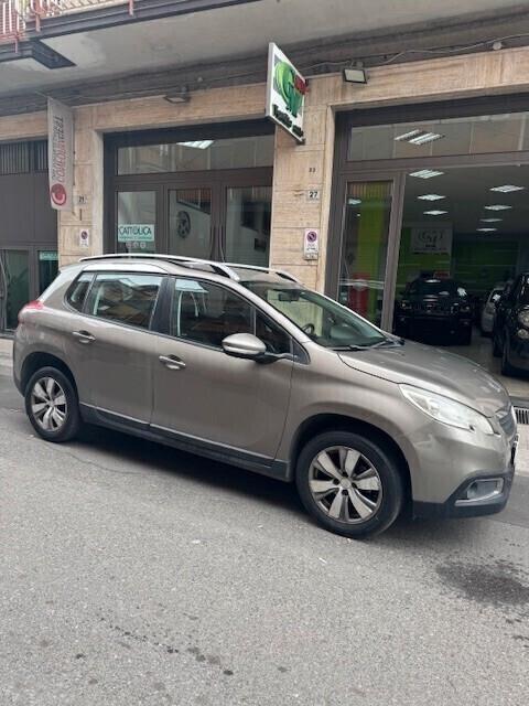 Peugeot 2008 1.6 HDi -Turbo Diesel - 2015