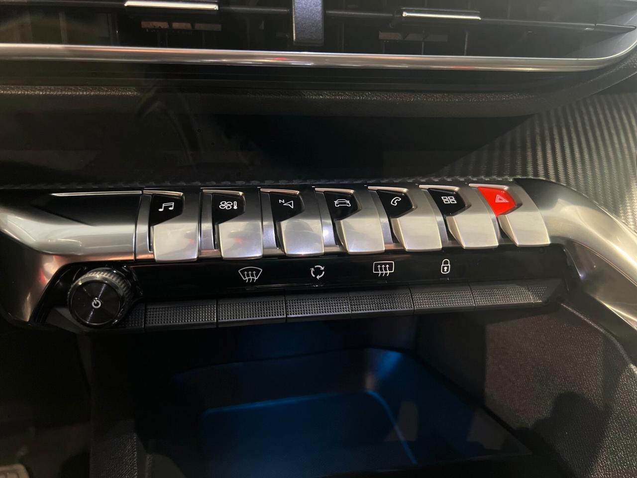 Peugeot 3008 BlueHDi 130 S&S EAT8 Allure