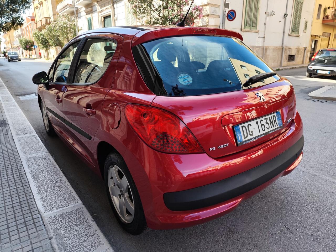Peugeot 207 1.4 88CV 5p. GPL PERFETTA