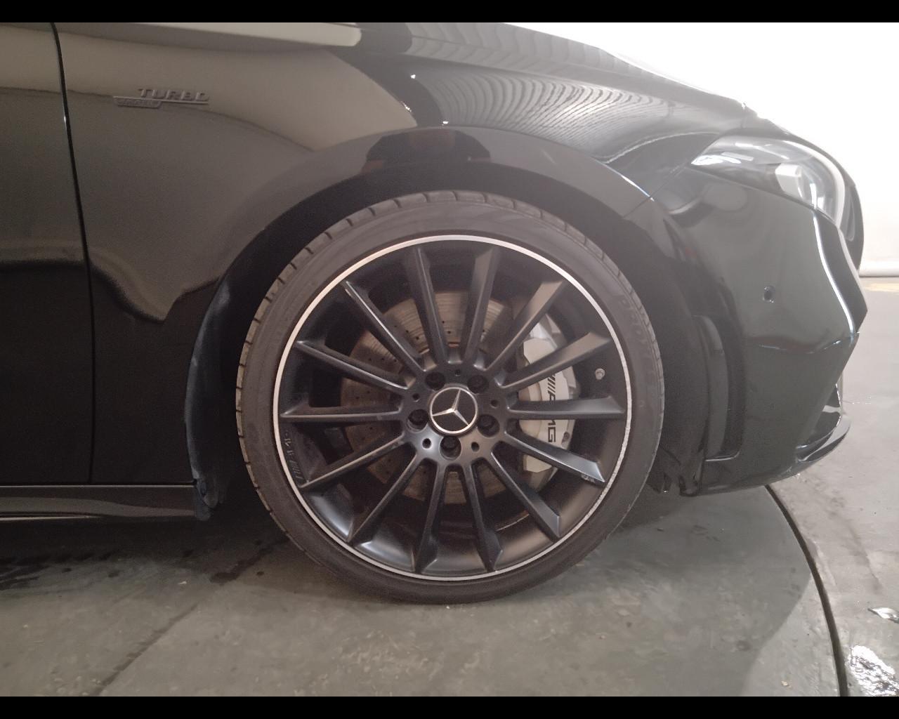 Mercedes-Benz Classe A - W177 2018 - A AMG 35 4matic auto