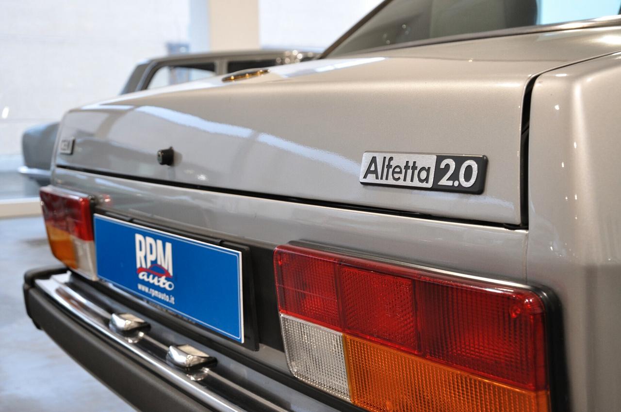 Alfa Romeo Alfetta 2.0 CEM restauro totale UNICA targa MI!
