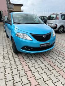 Lancia Ypsilon 1.0 FireFly 5 porte S&S Hybrid Ecochic Silver