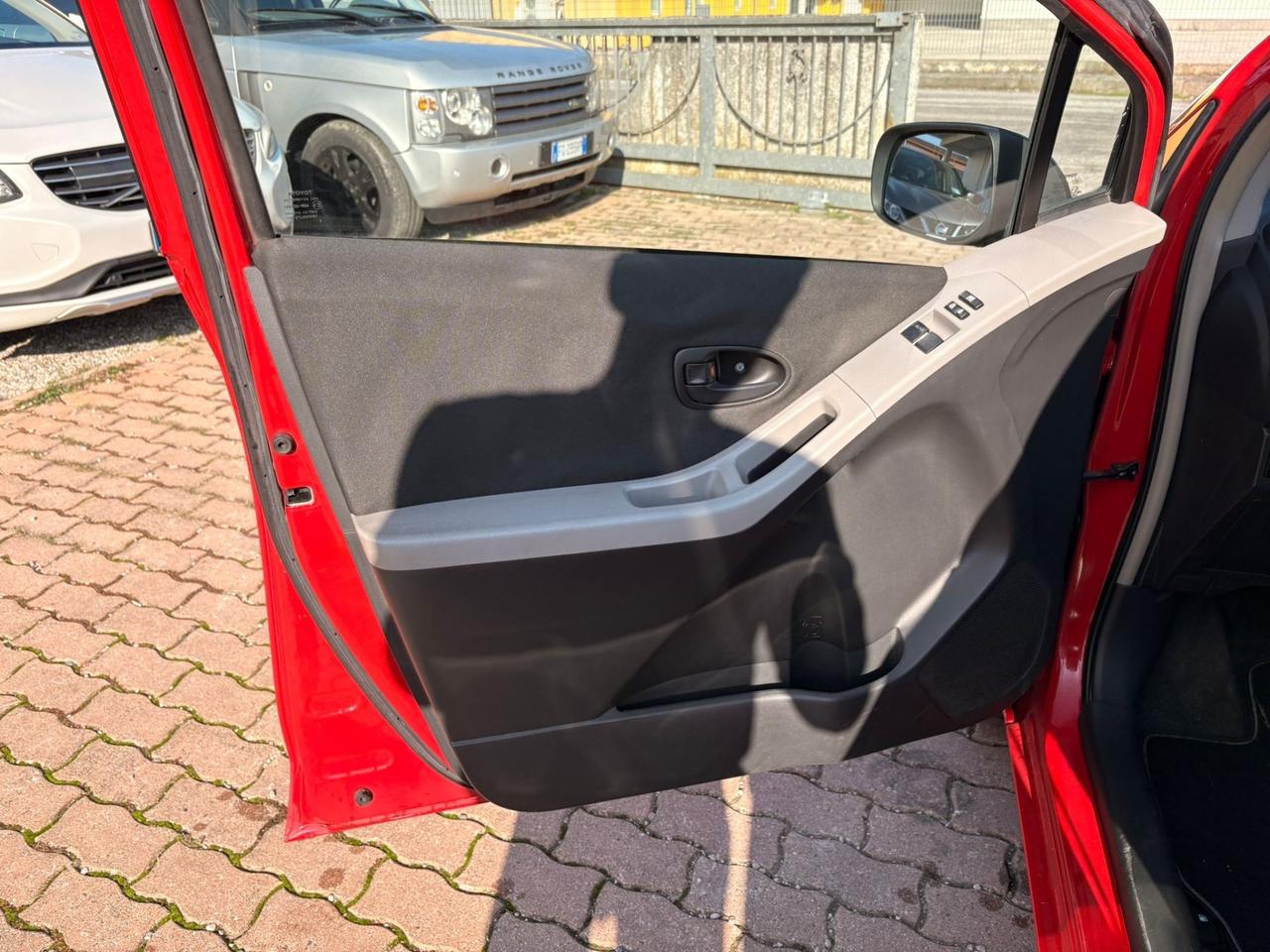 Toyota Yaris 1.0 5P Luxury pack