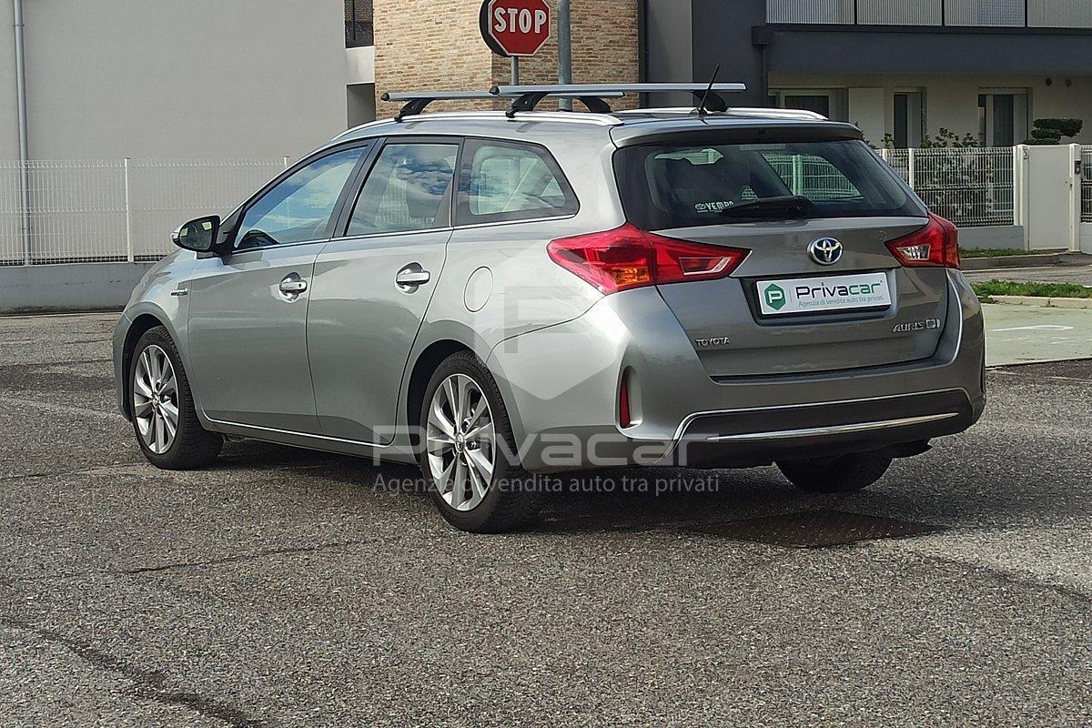 TOYOTA Auris Touring Sports 1.8 Hybrid Active Plus