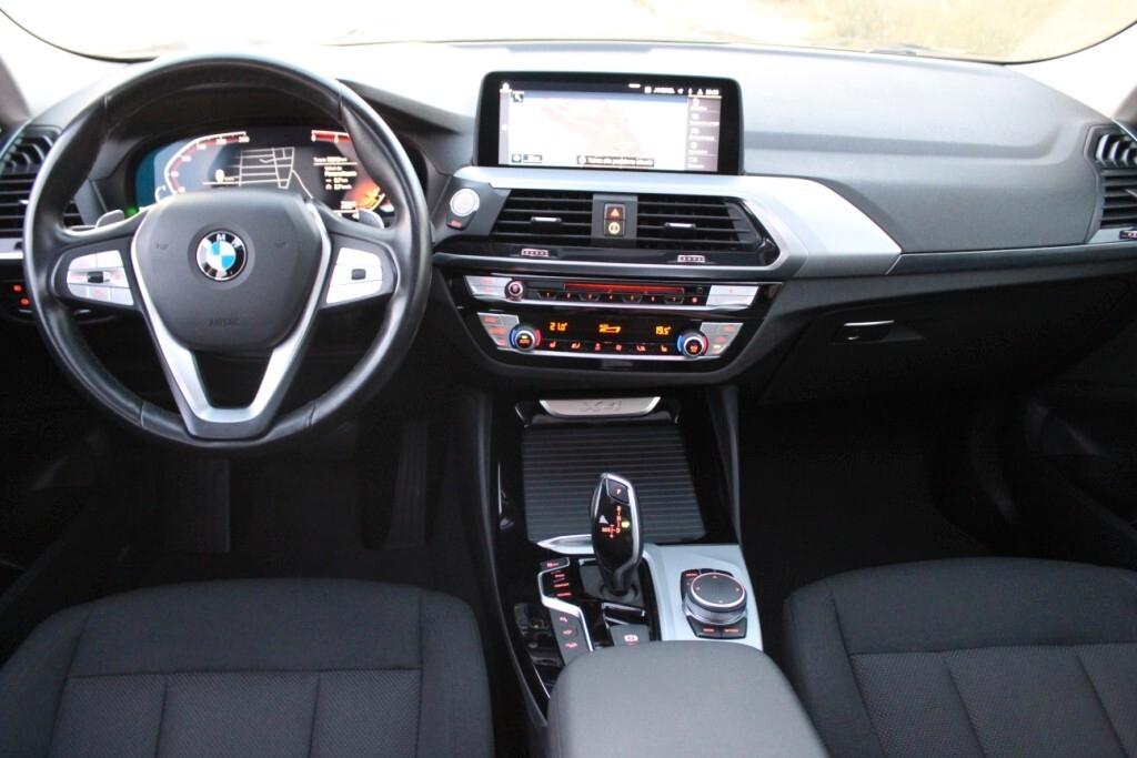 BMW X4 xDrive 20d *TETTO APR. *GANCIO TRAINO