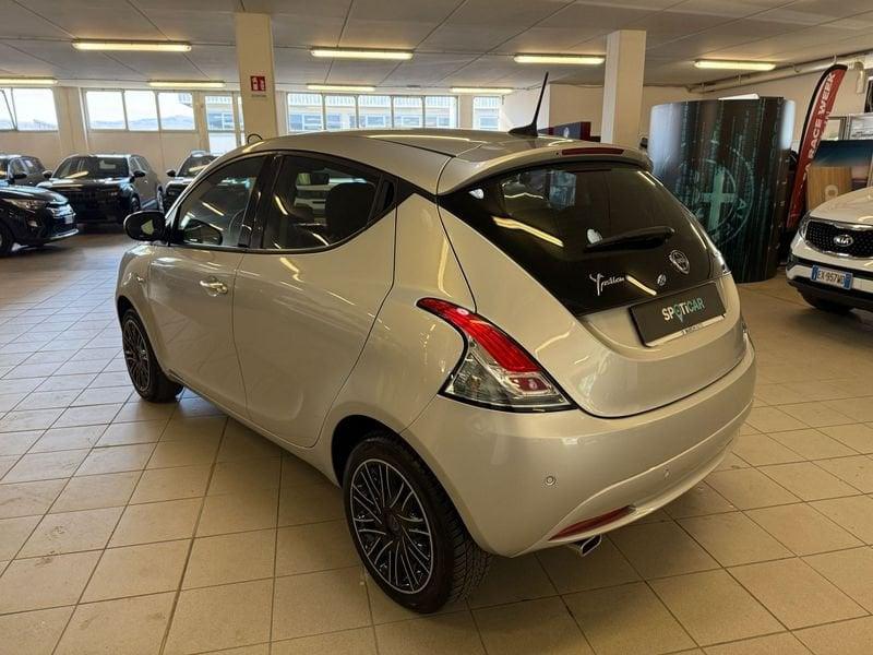 Lancia Ypsilon Ypsilon 1.0 FireFly 5 porte S&S Hybrid Ecochic Gold