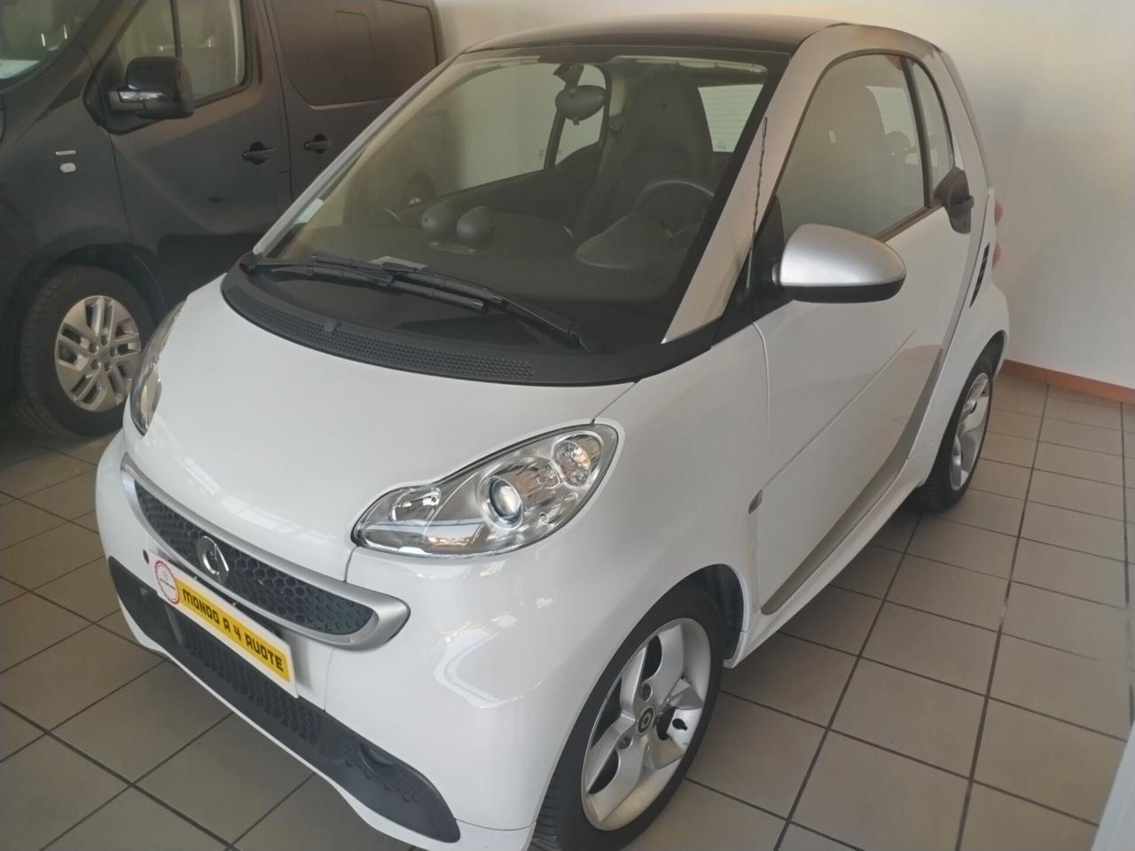 Smart ForTwo 1000 62 kW coupé pulse