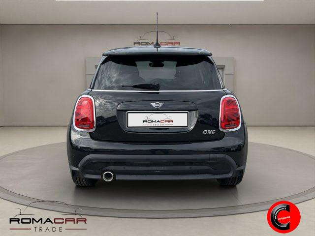 MINI One MINI One 1.5 One 2022 black edit. ok ne