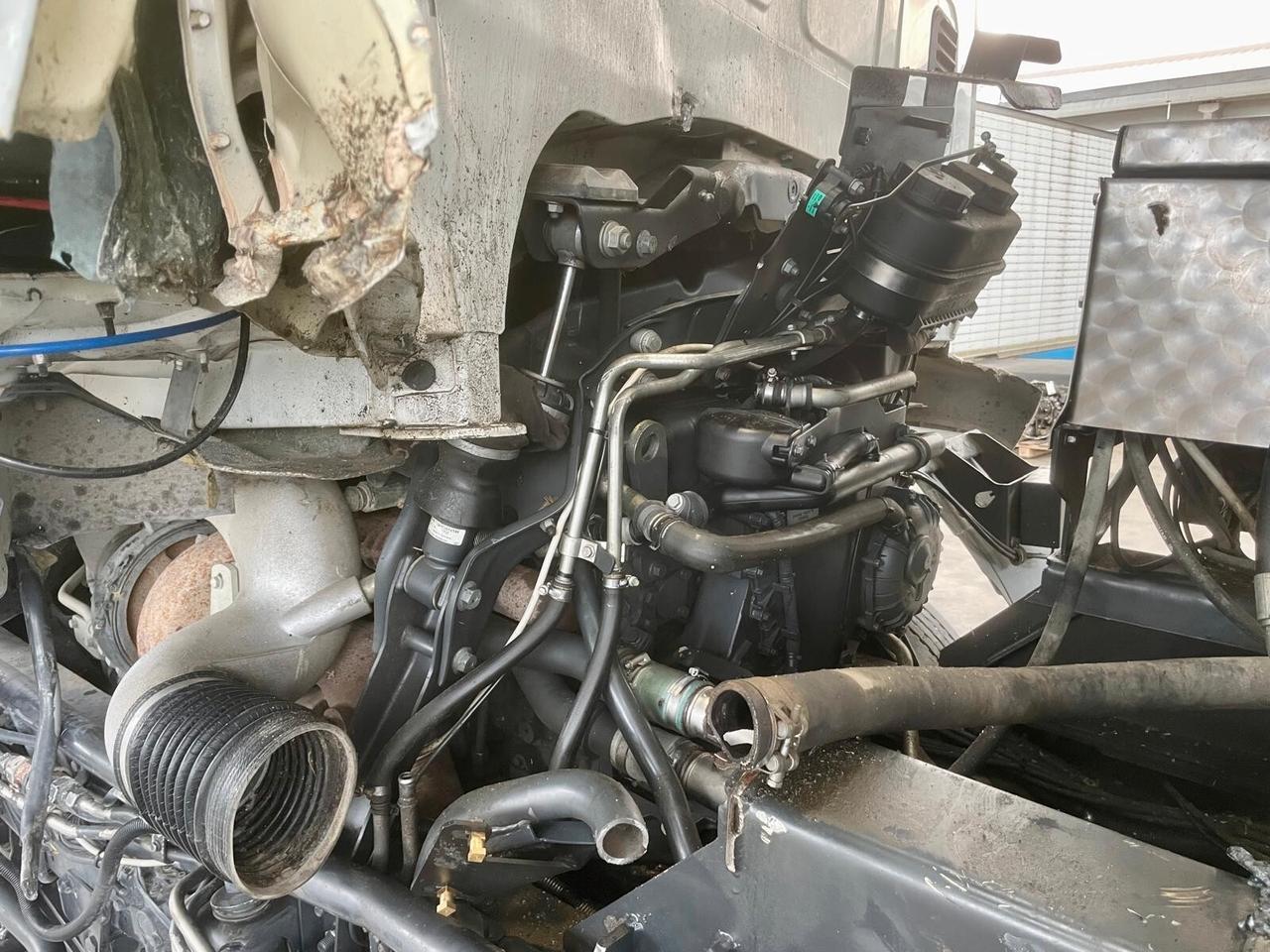 IVECO TRAKKER 8X4 T-WAY 510 - ***VEICOLO INCIDENTATO***