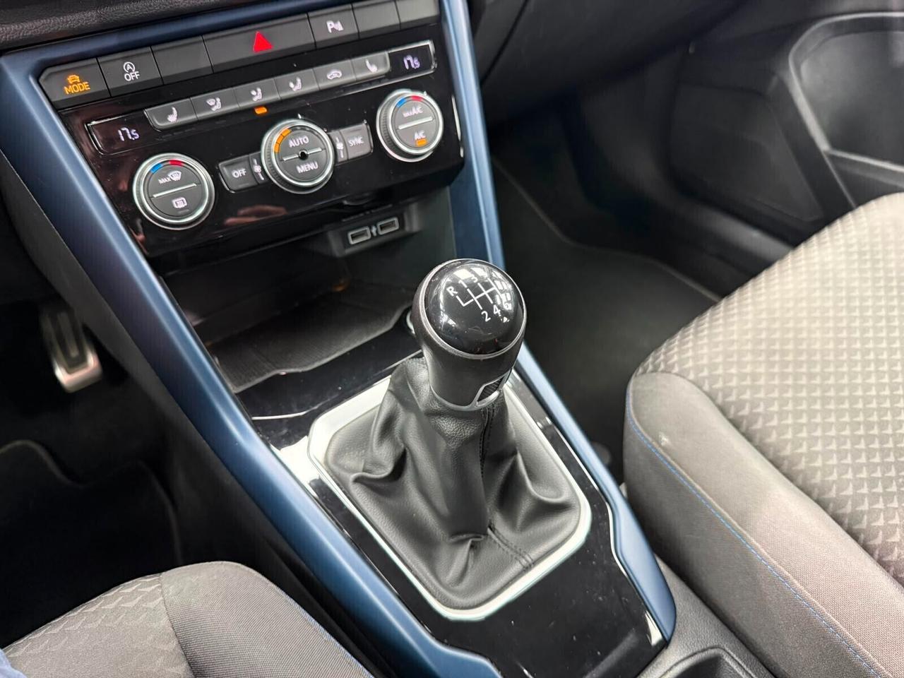 Volkswagen T-Roc 1.6 TDI SCR Style BlueMotion Technology (891)