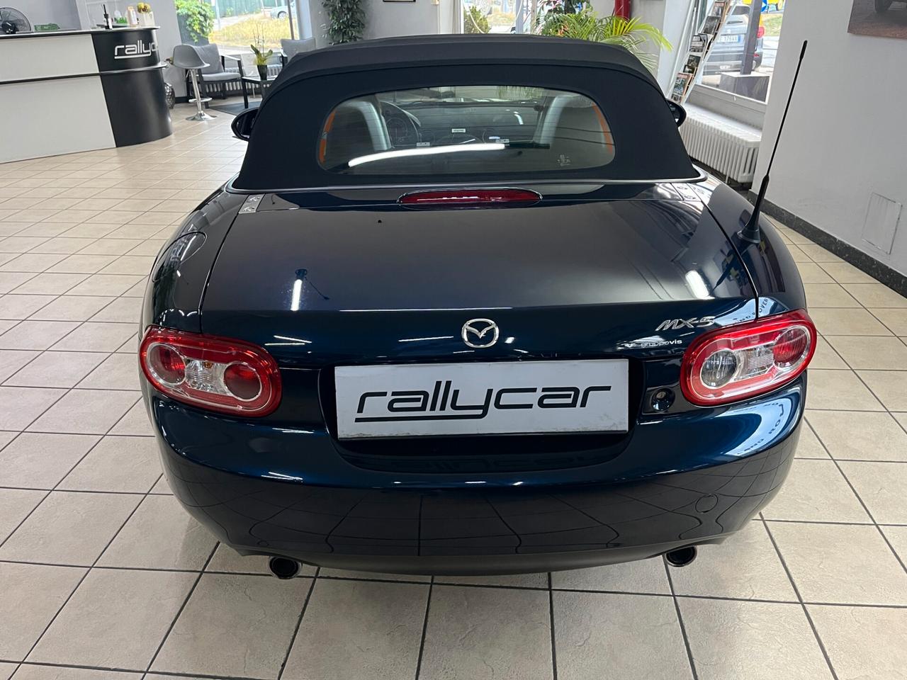 Mazda MX-5 Roadster 1.8L Excite - 27.679KM