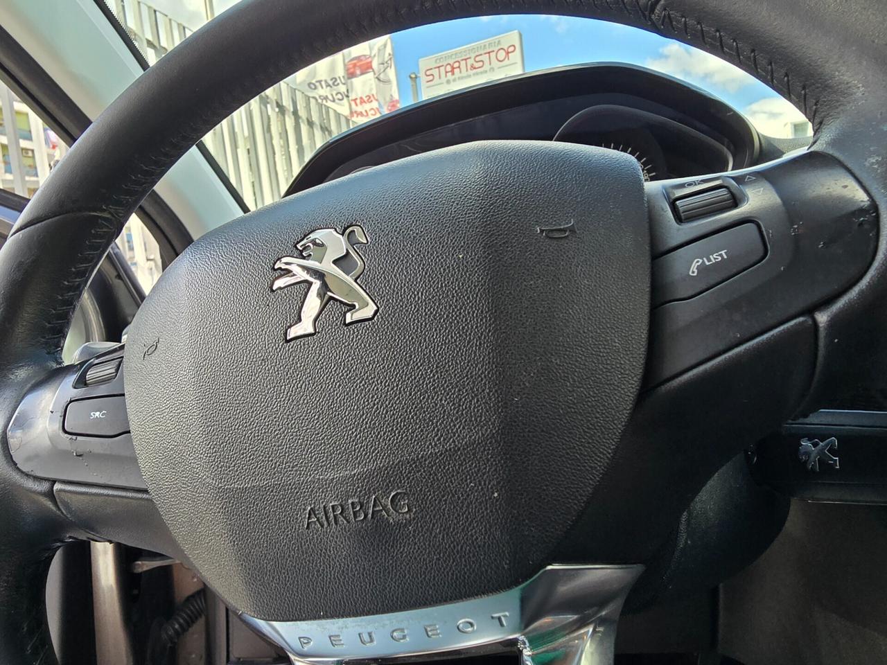 Peugeot 2008 PureTech 82 Allure