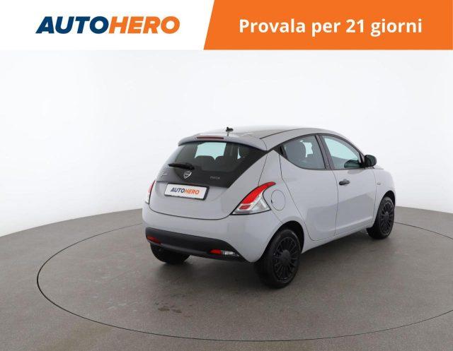 LANCIA Ypsilon 1.0 FireFly 5 porte S&S Hybrid Ecochic Silver